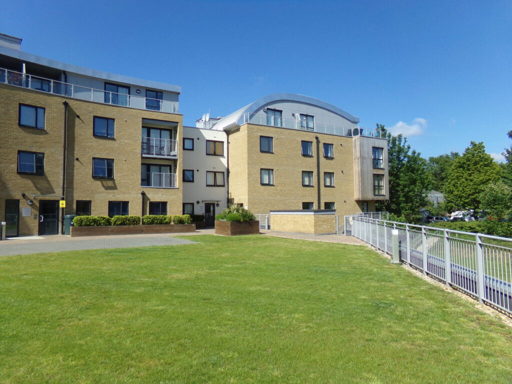 Smeaton Court - Hertford - Herts - SG13