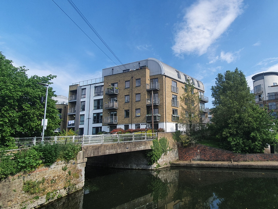 Elder Court, Mead Lane - Hertford - Herts - SG13